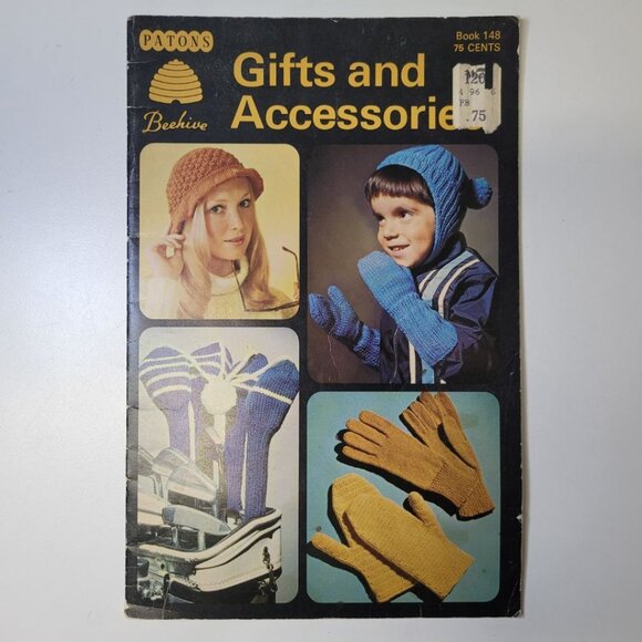 Patons Beehive Craft Idea Book Gift Patterns Accessories Gold Club Glove Hats - Picture 1 of 8